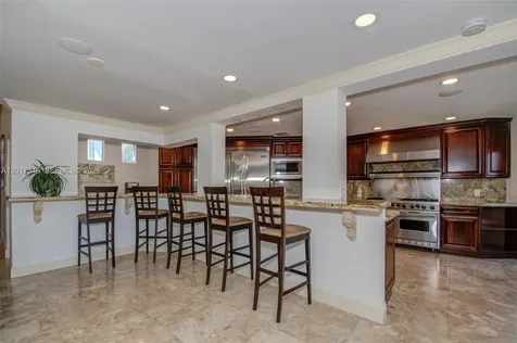 16461 NE 34th Avenue North Miami Beach FL 33160