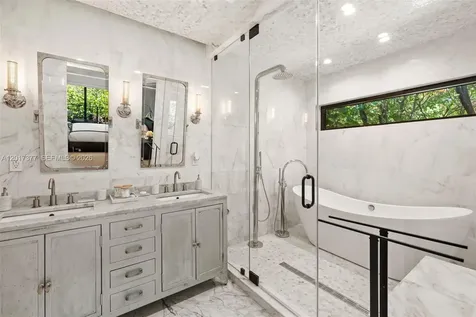 5750 La Gorce Drive Miami Beach FL 33140