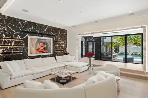 5750 La Gorce Drive Miami Beach FL 33140