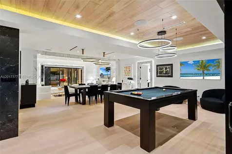 5750 La Gorce Drive Miami Beach FL 33140