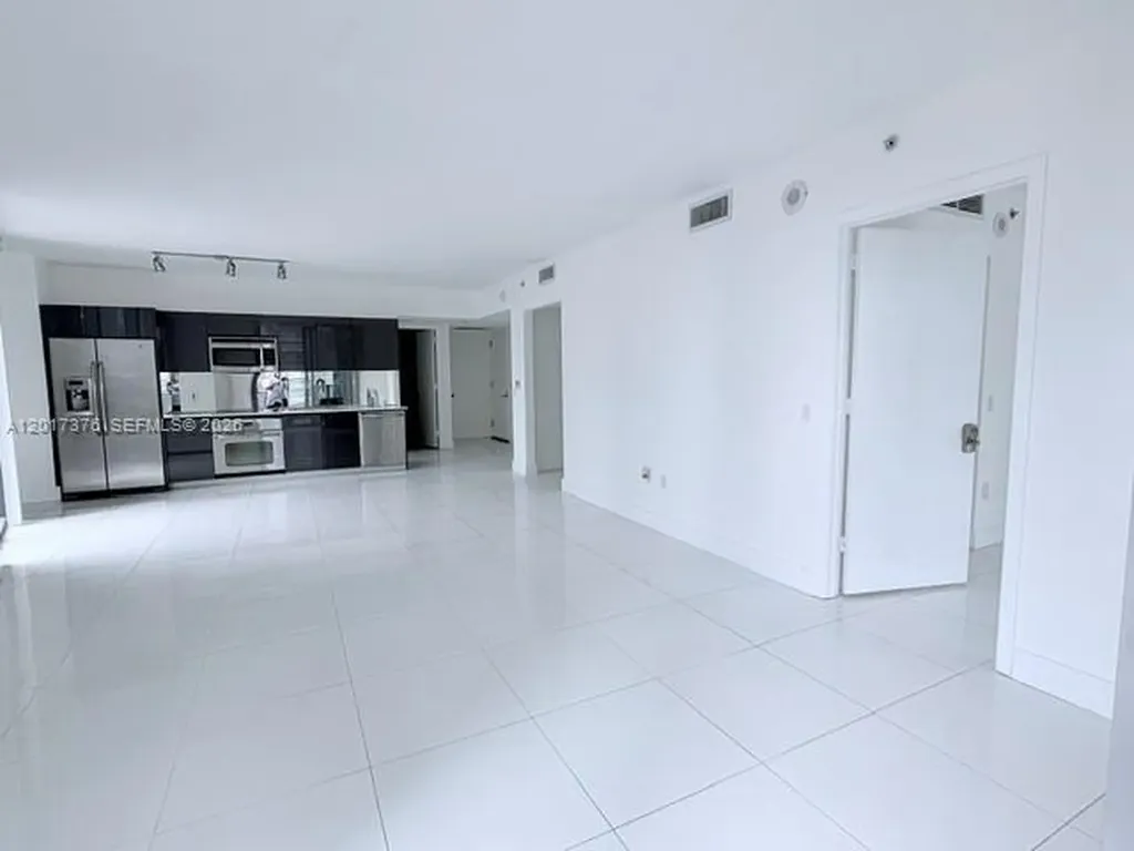 31 SE 6th Street Miami FL 33131