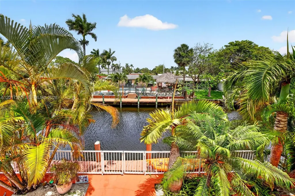 2478 Cat Cay Lane Fort Lauderdale FL 33312