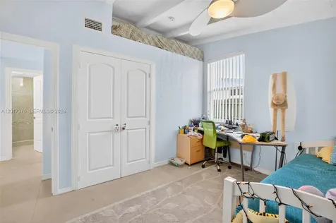 2478 Cat Cay Lane Fort Lauderdale FL 33312