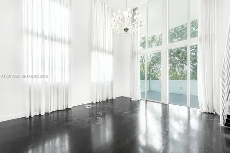 1428 West Avenue Miami Beach FL 33139
