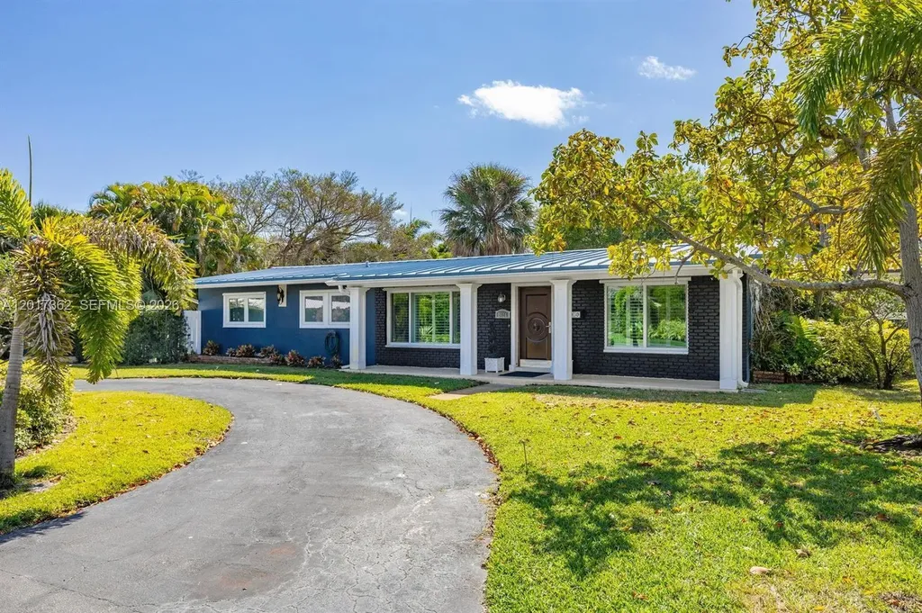 2624 NE 30th Street Fort Lauderdale FL 33306