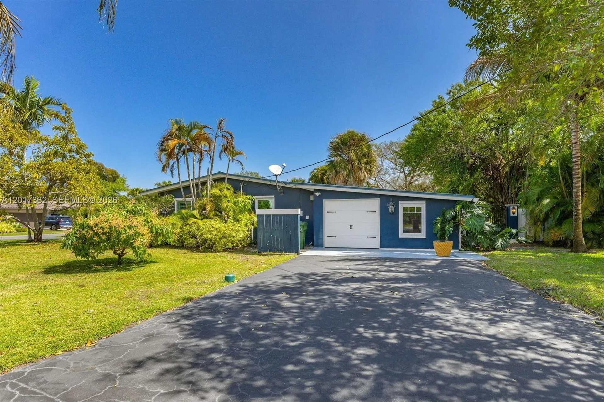 2624 NE 30th Street Fort Lauderdale FL 33306