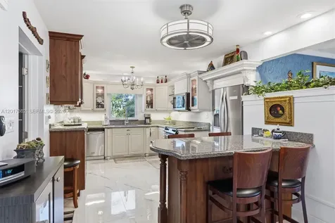 2624 NE 30th Street Fort Lauderdale FL 33306