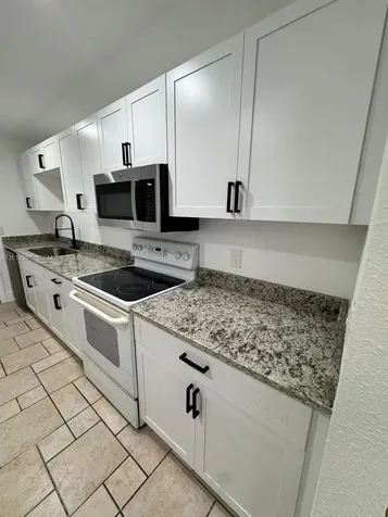 725 Northlake Boulevard Other City - In The State Of Florida FL 32701