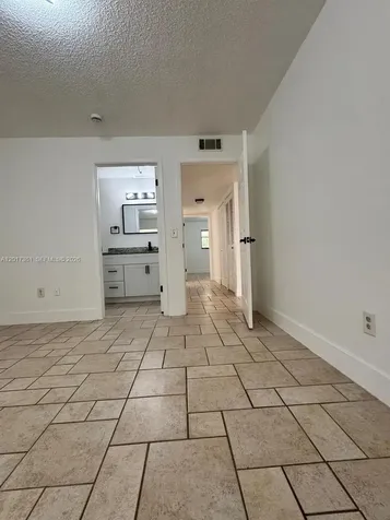 725 Northlake Boulevard Other City - In The State Of Florida FL 32701