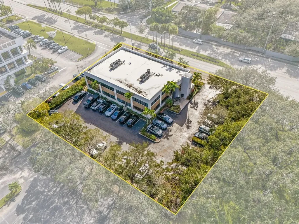 3595 Sheridan Street Hollywood FL 33021