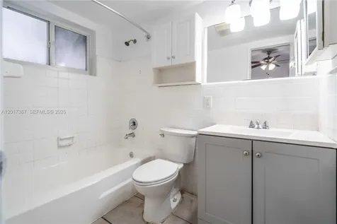 3049 NW 9th Avenue Wilton Manors FL 33311