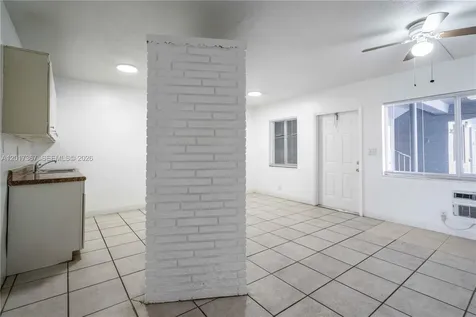 3049 NW 9th Avenue Wilton Manors FL 33311