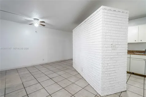 3049 NW 9th Avenue Wilton Manors FL 33311