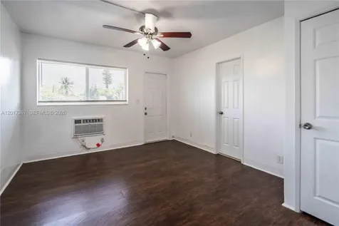 3049 NW 9th Avenue Wilton Manors FL 33311