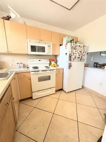 8130 Sunrise Lakes Boulevard Sunrise FL 33322