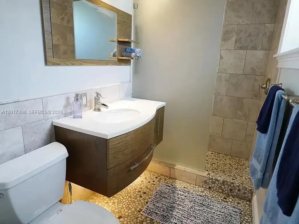2518 Gulfstream Lane Fort Lauderdale FL 33312