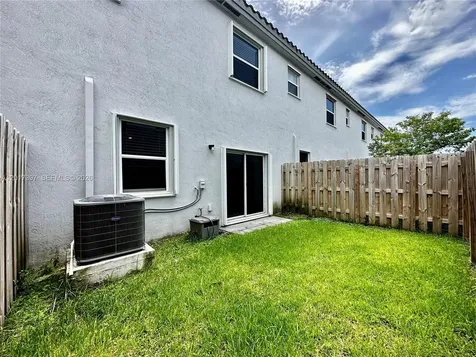 2685 SE 13th Court Homestead FL 33035