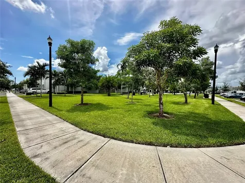 2685 SE 13th Court Homestead FL 33035