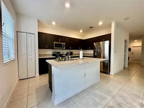 2685 SE 13th Court Homestead FL 33035