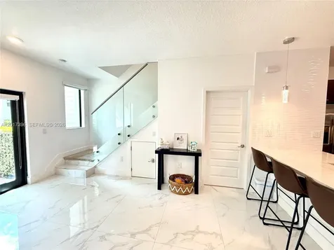 4680 NW 83rd Path Doral FL 33166
