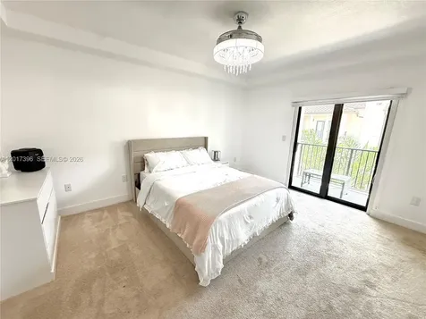 4680 NW 83rd Path Doral FL 33166