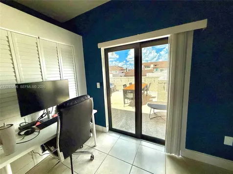 4680 NW 83rd Path Doral FL 33166