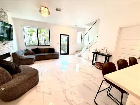 4680 NW 83rd Path Doral FL 33166