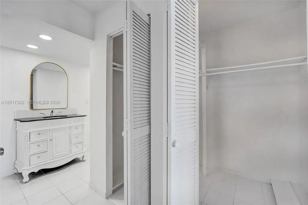 1600 S Ocean Drive Hollywood FL 33019