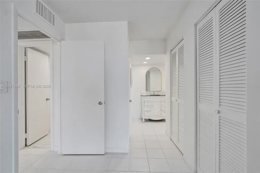 1600 S Ocean Drive Hollywood FL 33019