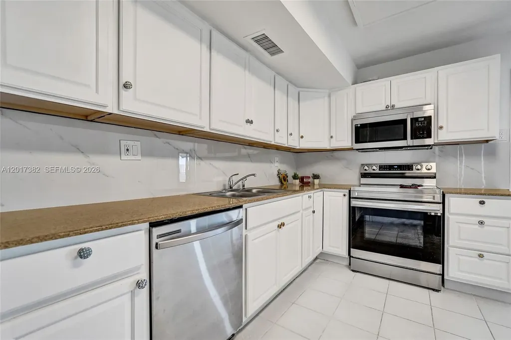 1600 S Ocean Drive Hollywood FL 33019