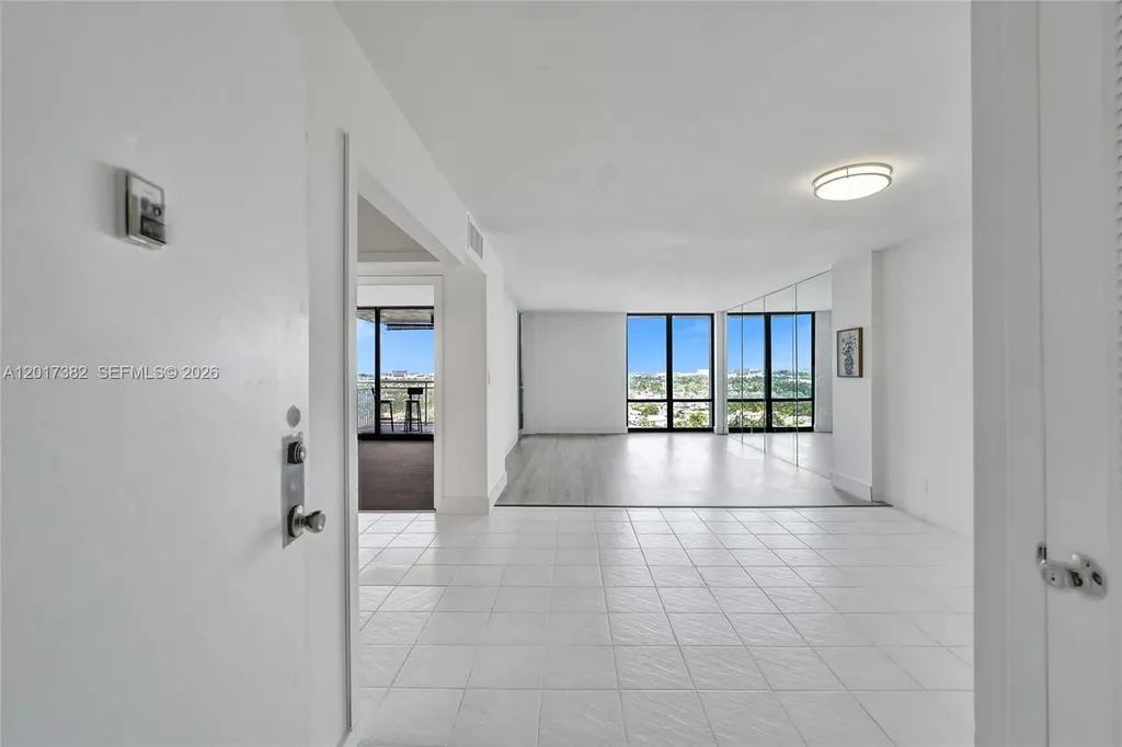 1600 S Ocean Drive Hollywood FL 33019