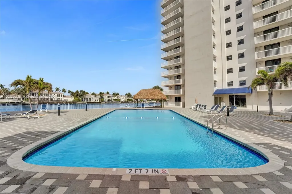 1600 S Ocean Drive Hollywood FL 33019