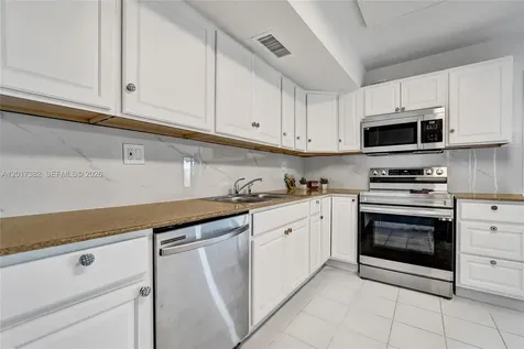 1600 S Ocean Drive Hollywood FL 33019