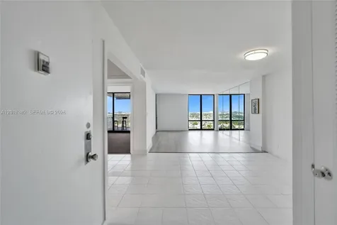 1600 S Ocean Drive Hollywood FL 33019