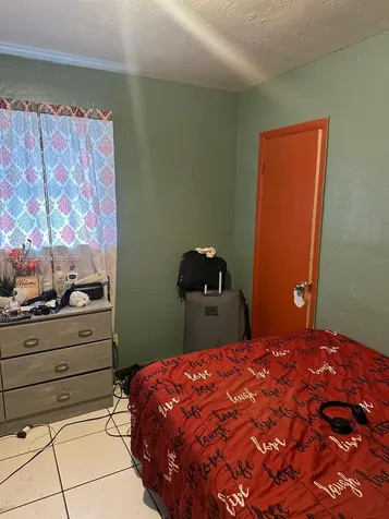 1560 NE 154th Street North Miami Beach FL 33162