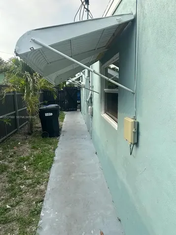 1560 NE 154th Street North Miami Beach FL 33162