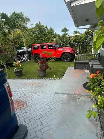 1560 NE 154th Street North Miami Beach FL 33162