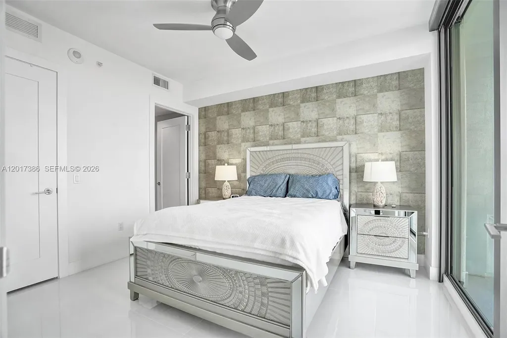 100 E Las Olas Boulevard Fort Lauderdale FL 33301