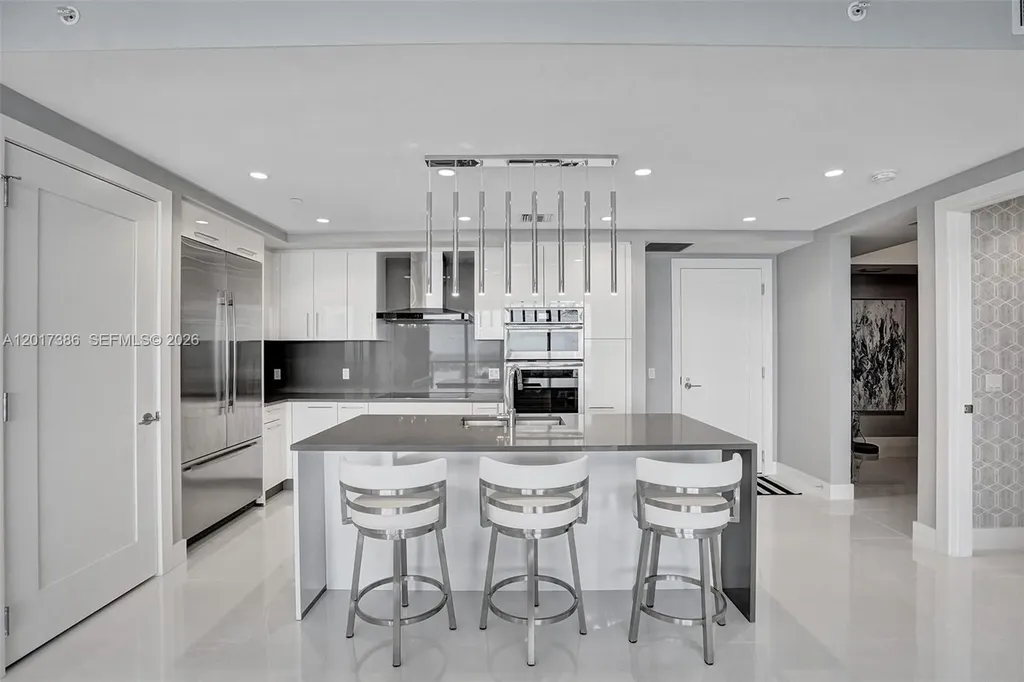 100 E Las Olas Boulevard Fort Lauderdale FL 33301