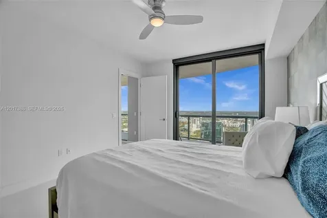 100 E Las Olas Boulevard Fort Lauderdale FL 33301