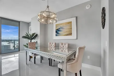 100 E Las Olas Boulevard Fort Lauderdale FL 33301