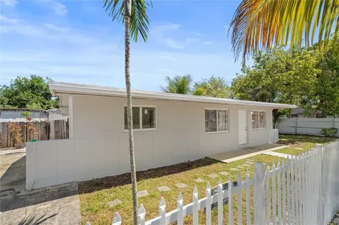 8400 NW 24th Court Miami FL 33147