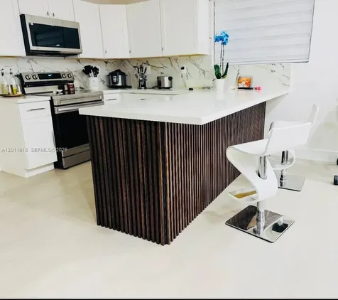 75 SW 18th Avenue Homestead FL 33030