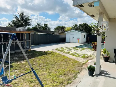 75 SW 18th Avenue Homestead FL 33030