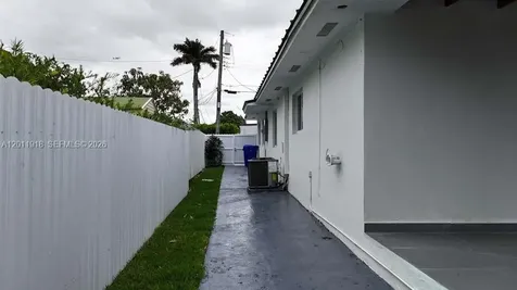 3536 NW 14th Terrace Miami FL 33125