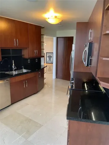 848 Brickell Key Drive Miami FL 33131