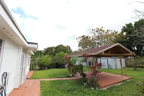 5580 SW 2nd Street Miami FL 33134