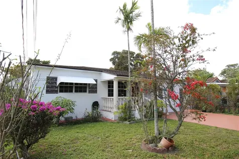 5580 SW 2nd Street Miami FL 33134