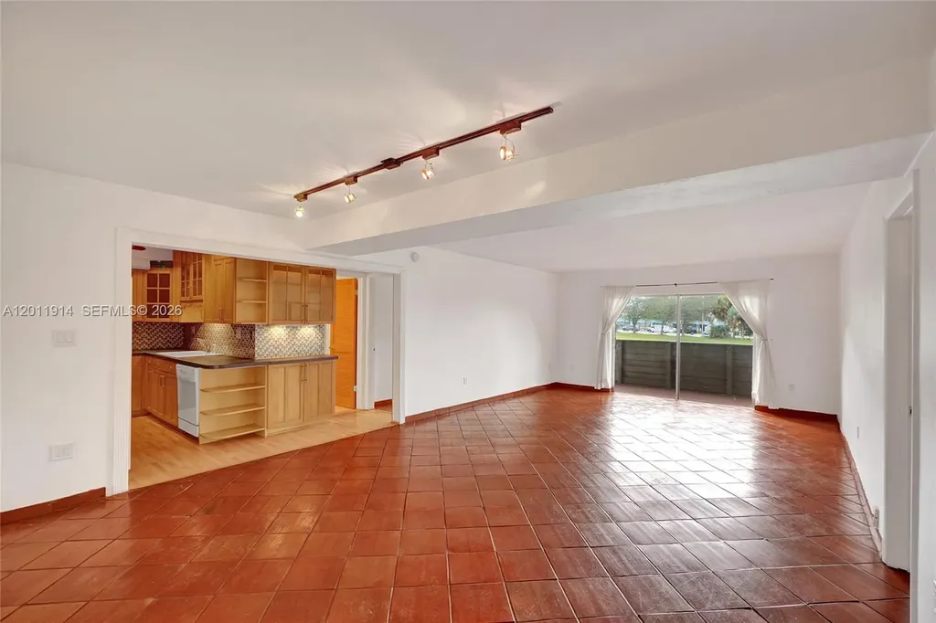 8335 SW 72nd Avenue Miami FL 33143