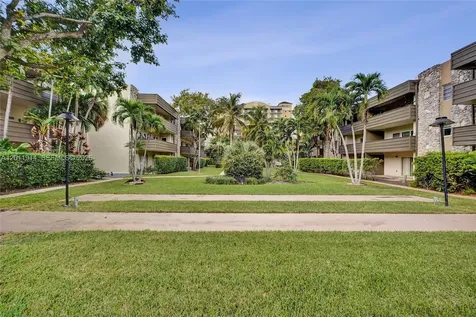 8335 SW 72nd Avenue Miami FL 33143